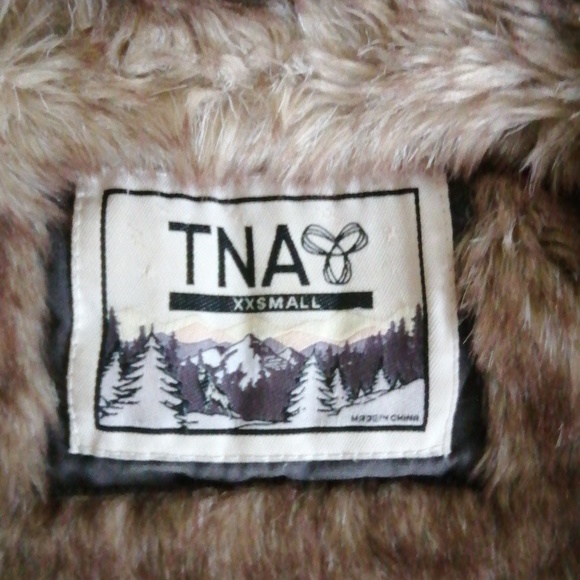 TNA Jacket - Picture 4 of 5